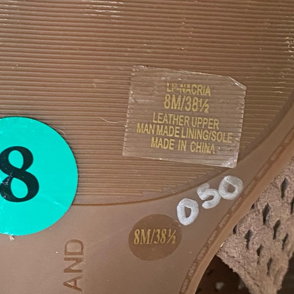 LUCKY BRAND LP- “NACRIA”PERFORATED/OPEN TOED / SUEDE SHOES /TAN / 8M/ EUC. - Picture 3 of 6